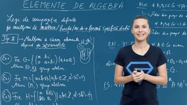 Multimi a caror elemente depind de doua sau mai multe variabile